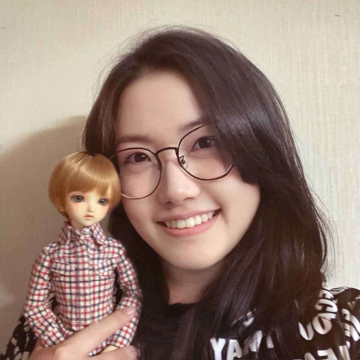 SAICHORO's tweet photo. わっくんと抹茶。
てか、わっくんがブレとる…
#MSD33 #myoudoll
#ドールとオーナー? https://t.co/xvOXgaYPBX