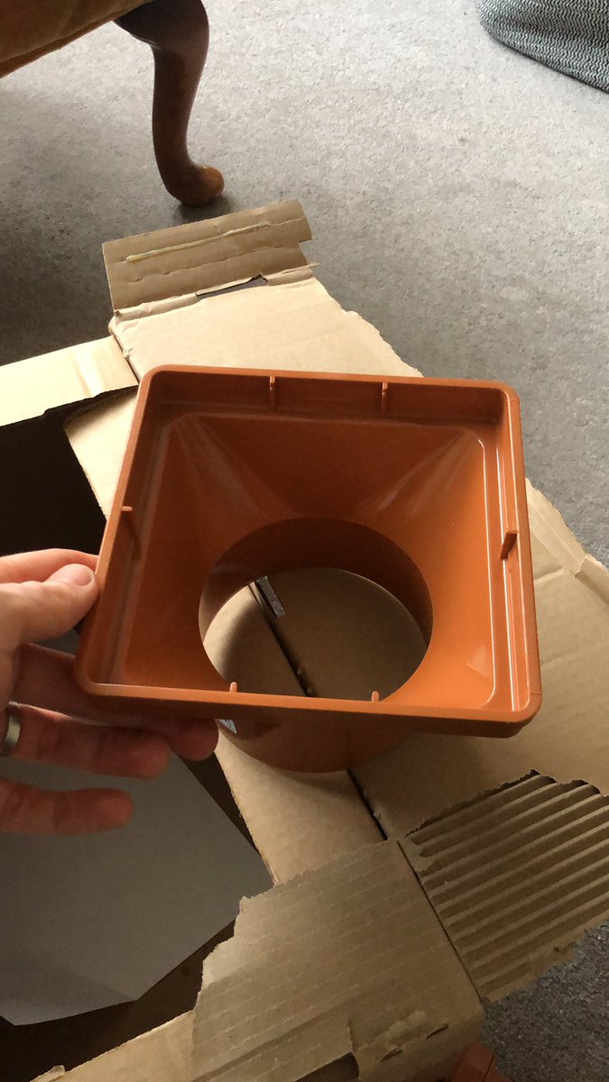 mattlard's tweet photo. @Screwfix phenomenally quick delivery, just be better if it was all here...half a part delivered...hopper and (missing) gully grid...help! https://t.co/bLgJ8vupu6