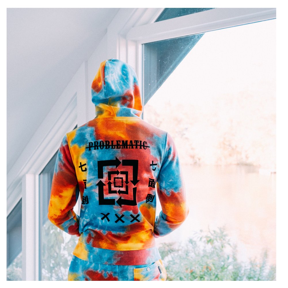 brooklyncloth's tweet photo. PROBLEMATIC🔄
__
#BKCL #highquality #mensfashion #hoodies #sweatsuits #tiedye #tiedyetrends #newdrop https://t.co/YTfSuAyOs4