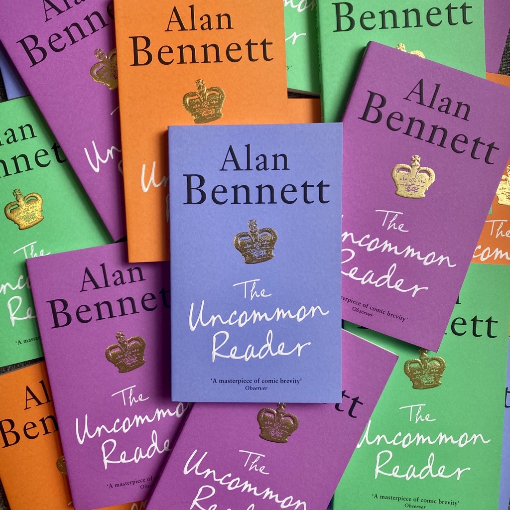 ProfileBooks's tweet photo. Today we're celebrating publication of this glorious classic #AlanBennett tale.
In #TheUncommonReader, step into a world in which the Queen becomes a reader of taste and discernment rather than of Dick Francis.
Now in four colourways! Which would HRH pick, we wonder? https://t.co/aeKRcC0swY