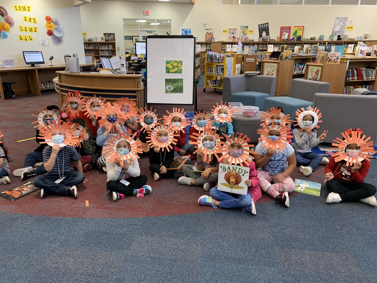 henrielibrary's tweet photo. Kinder enjoying becoming their own "Dandy" lion. #henriehawks @henriehawks @AmeDyckman https://t.co/gldvuxSqmE