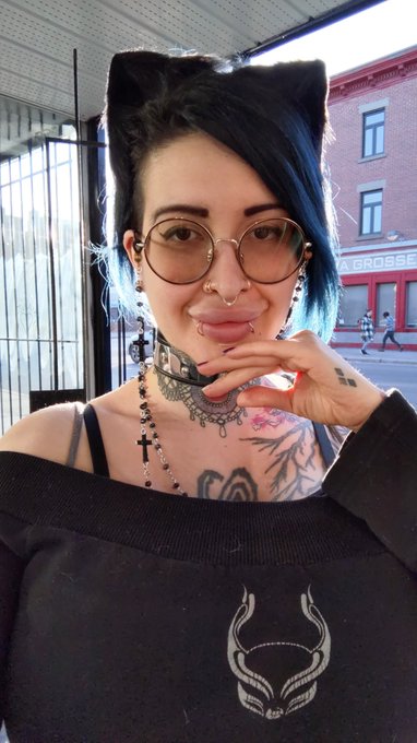 Enjoying a few days of spring like weather in Montreal this week! Also lot of my lately updates have<a href="/tag/hot"class="tags"><span>#hot</span></a><a href="/tag/sideboobs"class="tags"><span>#sideboobs</span></a><a href="/tag/inkedgirl"class="tags"><span>#inkedgirl</span></a><a href="/tag/tattoos"class="tags"><span>#tattoos</span></a><a href="/tag/candid"class="tags"><span>#candid</span></a><a href="/tag/bigboobs"class="tags"><span>#bigboobs</span></a>