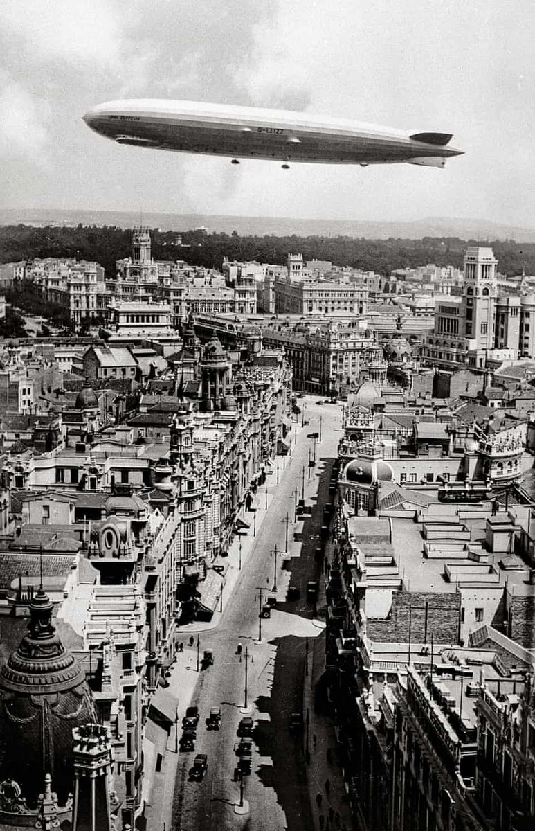 Zeppelin flying over Madrid, 1930
