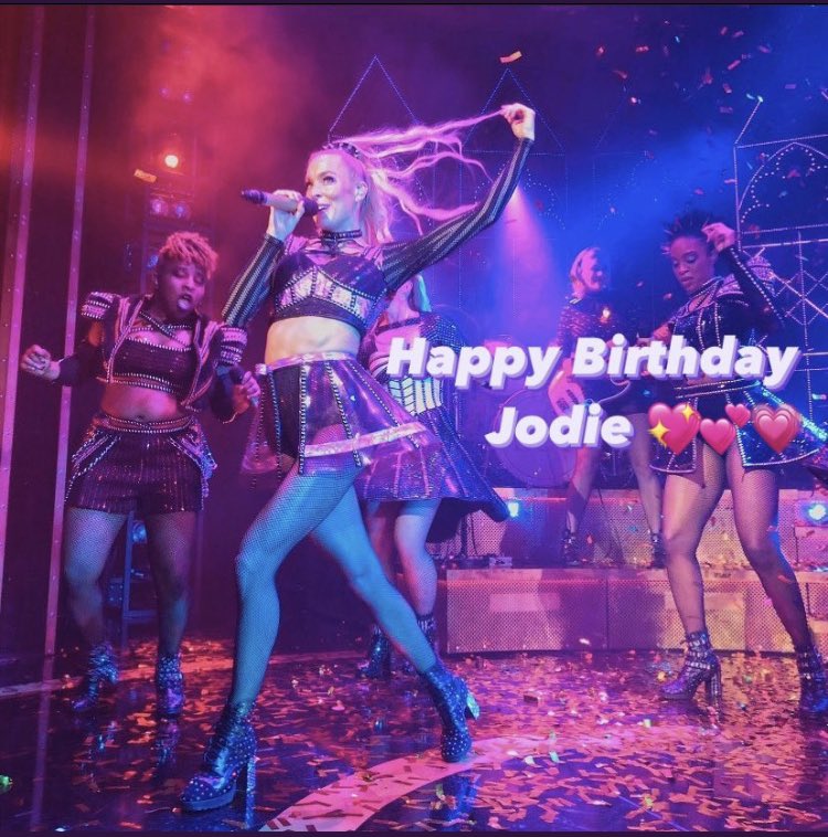 abi_p8's tweet photo. Happy birthday to @JodieSamSteele #khoward π https://t.co/L8ZTItNS9e