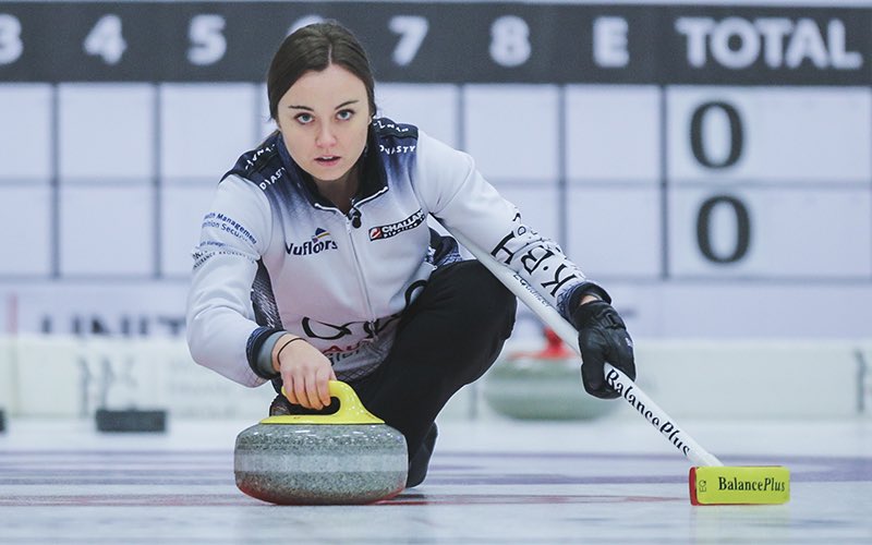 A very Happy Birthday to our fearless leader <a href="/kelseyrocque/">Kelsey Calvert</a> ! We hope you have a wonderful day 🥳 #birthdaygirl #teamrocque #curling