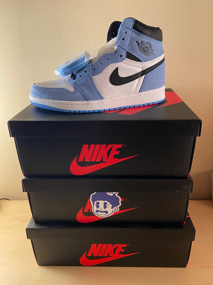 thelilb_'s tweet photo. The last weeks🤧 @chefsneakers https://t.co/WrDvEkcHQz