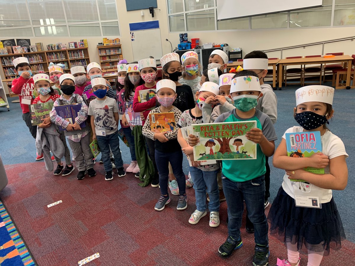 henrielibrary's tweet photo. 1st grade created their own 'daisy chains' to celebrate having a great day reading Rita &amp; Ralph's Rotten Day. @peteoswaldart #carmenagradeedy @henriehawks https://t.co/6G7JwLMOZy