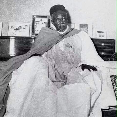 mameMaodo1's tweet image. Je partage avec vous quelques dires de Serigne Babacar Sy👇🏿 Al Khalifa