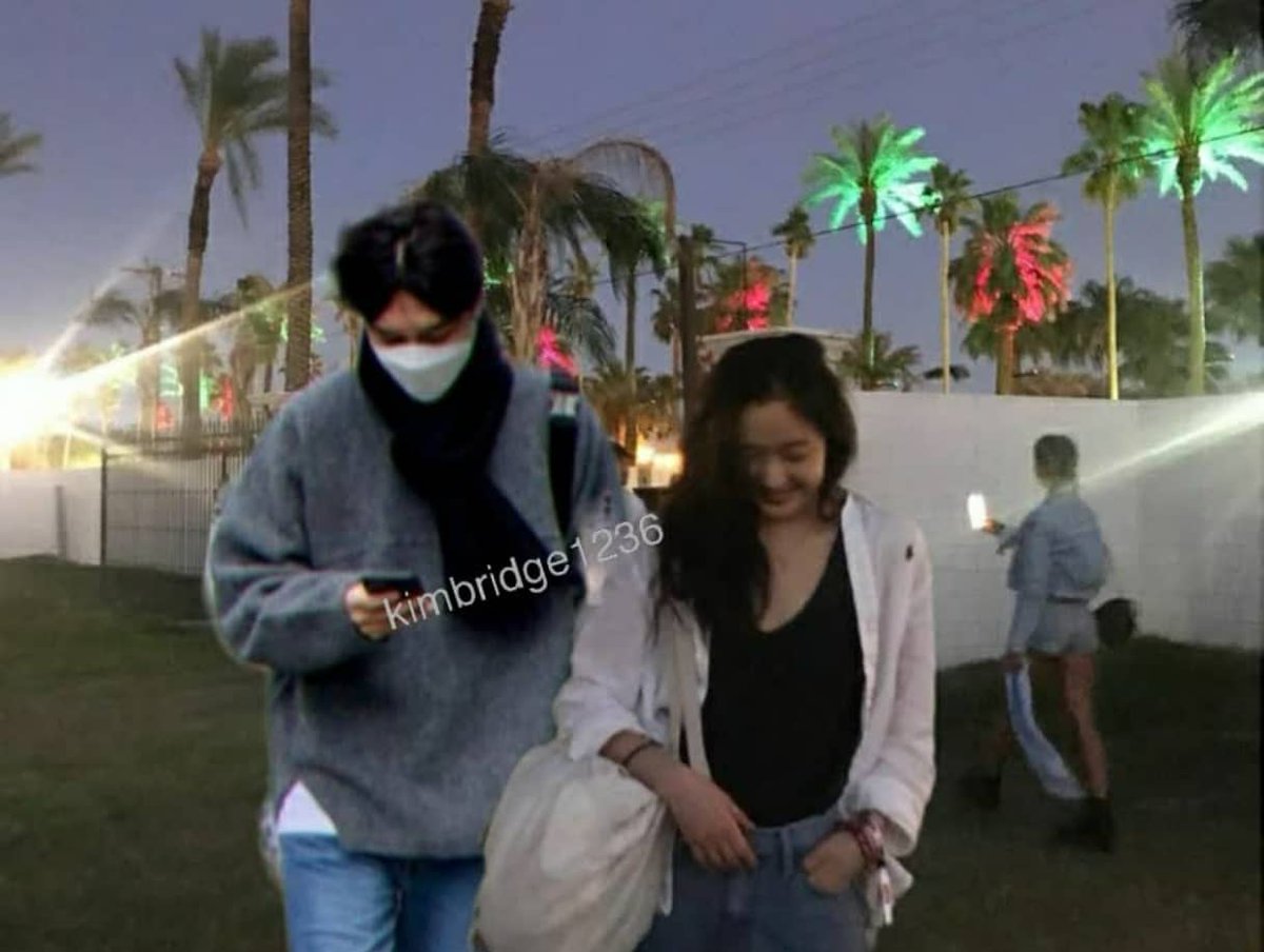 kimbridge1236's tweet photo. Fan edit photos ♡ #Allforlove #TheKingEternalMonarch #LeeMinHo #KimGoEun https://t.co/JYE3pX4VLz