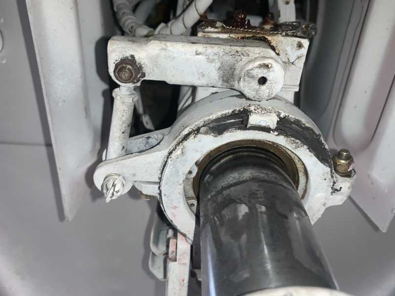 PiperFlyerAssn's tweet image. Aztec D nose wheel trunnion repair -
piperflyer.org/forum-pa-23/81…