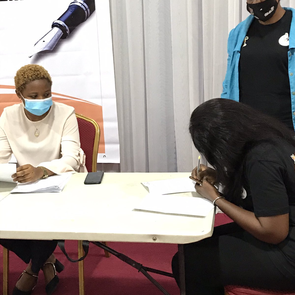 LagHealthScheme's tweet photo. Today at Lashma, we held our contract signing ceremony with the ‘Informal Sector Community-based Enrollment Officers’.
The Enrollment Officers were charged to begin work earnestly, in order to reach and enroll more Lagosians into the Health Scheme.
#ileraeko #lashma https://t.co/urLfgJK7X8