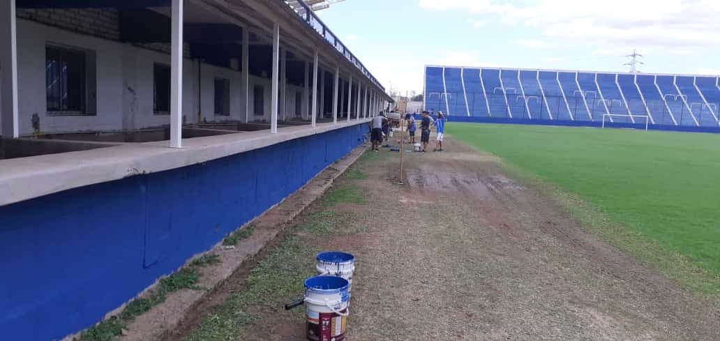 subcomisioniye's tweet photo. necesarios para realizar el embellecimiento general del estadio y zonas de ingreso de las delegaciones. Es por eso que en los próximos días estaremos informando por este medio y convocando a todo aquel que  quiera sumarse a semejante tarea, esto es entre TODOS! (4/4) https://t.co/66ogug3R2r