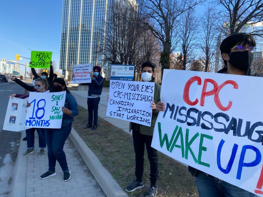 AhluwaliaRiya's tweet photo. It’s been 20 months already. How much more time you need to clear the backlog. We haven’t been able to be with our family.
Are you guys doing justice to your work commitments?
We request you to Please expedite the process. @CitImmCanada @marcomendicino  @JustinTrudeau @Paul09___ https://t.co/yagLVaKtTX