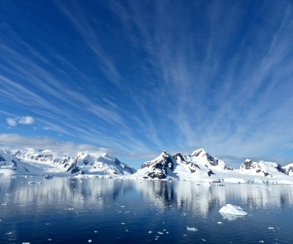 A Luxury Travel Blog tweet media