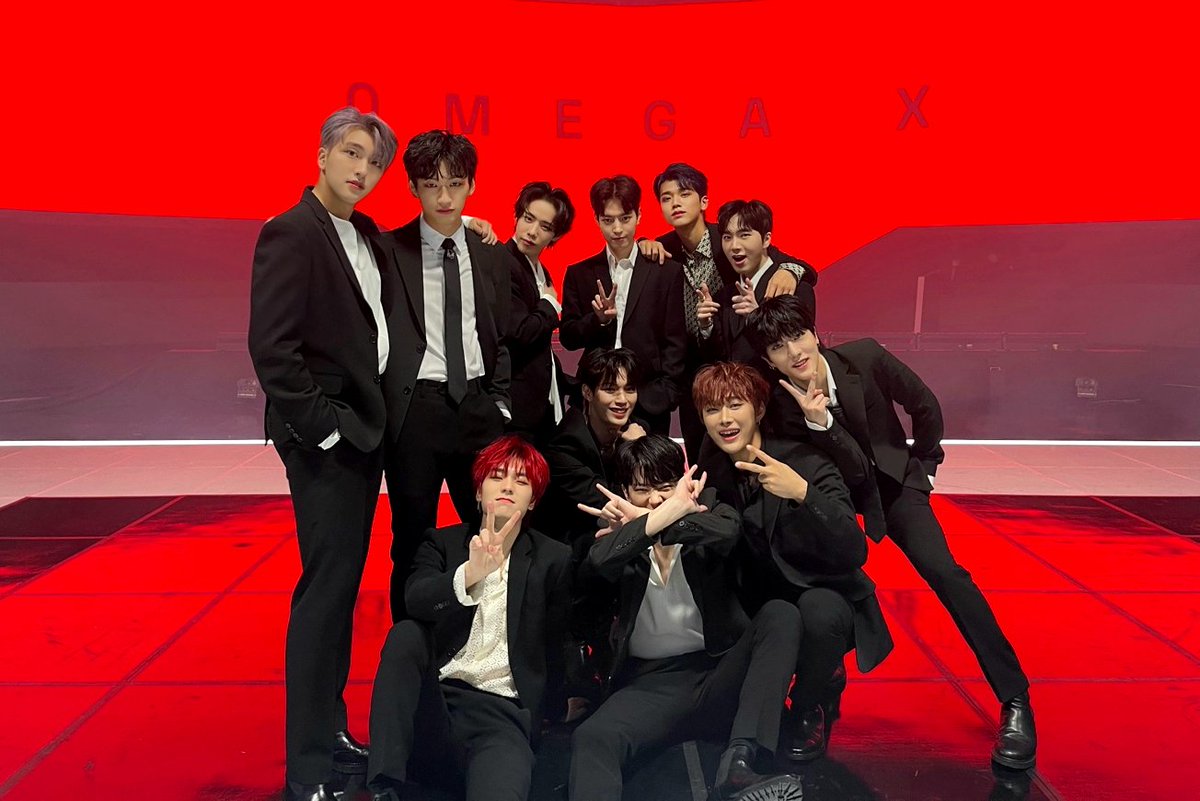 OmegaX_members's tweet image. [#OX]

드디어 여러분들에게 인사드리네요 
설레는 첫 시작을 함께해줘서 고마워요❤

#OMEGA_X #오메가엑스