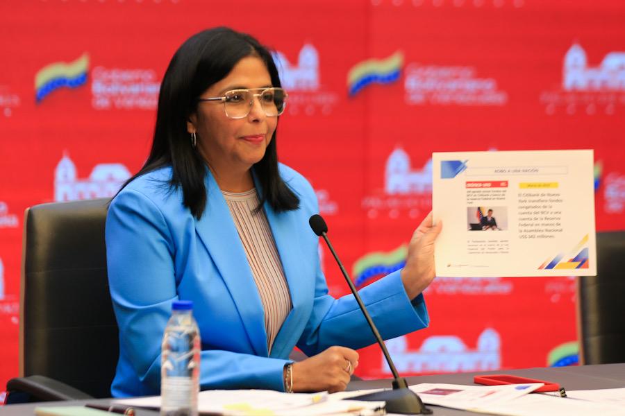 mippci_ven's tweet photo. 📢¡𝐀𝐬í 𝐥𝐨 𝐃𝐢𝐣𝐨!🇻🇪
Vicepdta. @drodriven2: Iniciamos un juicio contra el Banco de Inglaterra para que libere los fondos de Venezuela y enfrentar esta batalla contra el #Covid19.
#LaCovidNoEsCoba https://t.co/tvNLDqEXfc