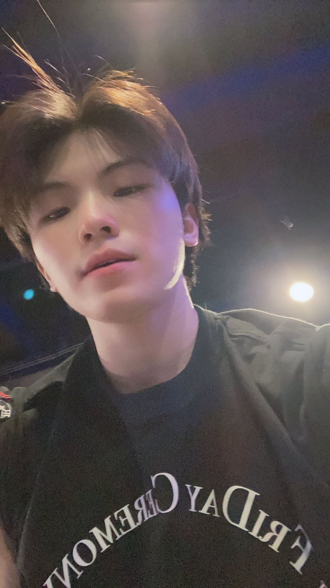 myjihooniverse's tweet photo. NEVER EVER TRUST CUTE BOYS GRRRRRRRR https://t.co/q38qbkpGGL