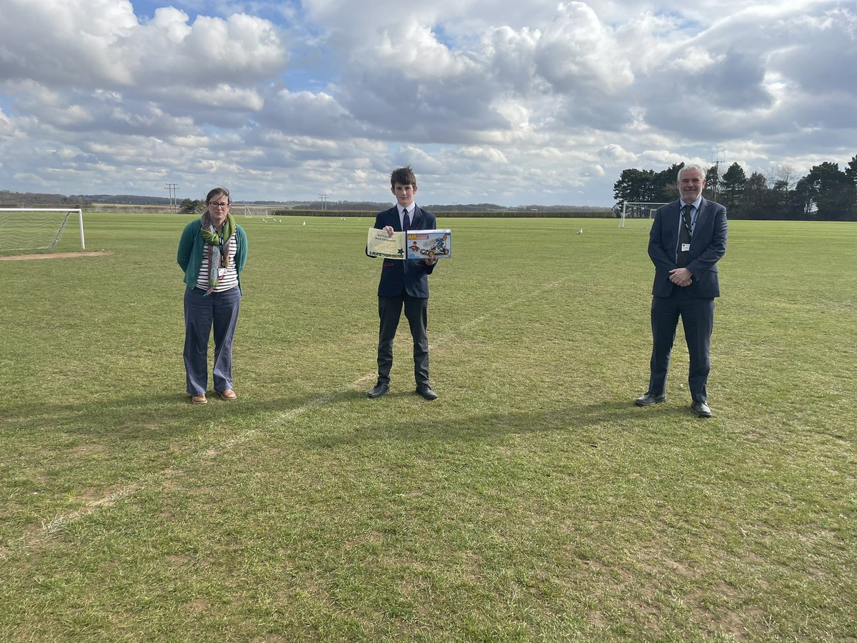 Smithdon_High's tweet photo. Congratulations to Oliver for his winning British Science week competition 2nd prize for his essay on the importance of Percy Shaw’s Cat’s eye. #britishscienceweek #Competition #showcasingexcellence #Science https://t.co/jqC0o81EOG