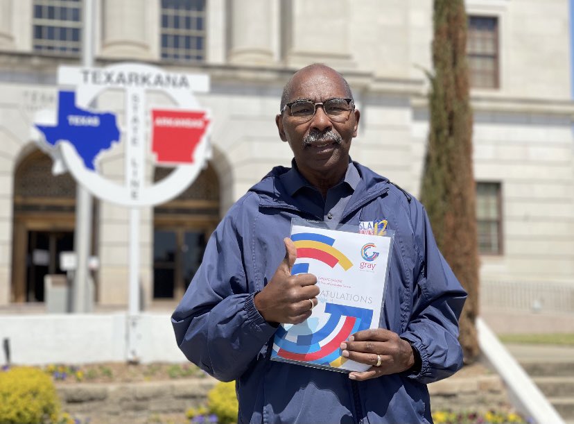 shardasjames's tweet photo. If you live in Texarkana you’ve probably seen this face many times behind a camera. Congratulations to our photojournalist on 35 years with KSLA!! He went to Arkansas High I went to Texas High...we are forever rivals but we love you Mr. Gamble. 😂🎥 https://t.co/fXXlTiYbTD
