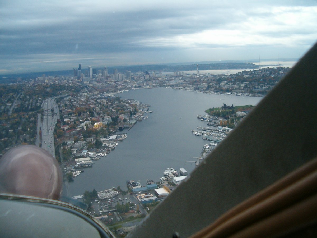 LaneStreet7's tweet photo. Congrats on 75 @KenmoreAir 

Best wishes on the next 75

#KenmoreAir75 https://t.co/patUmYpPYJ