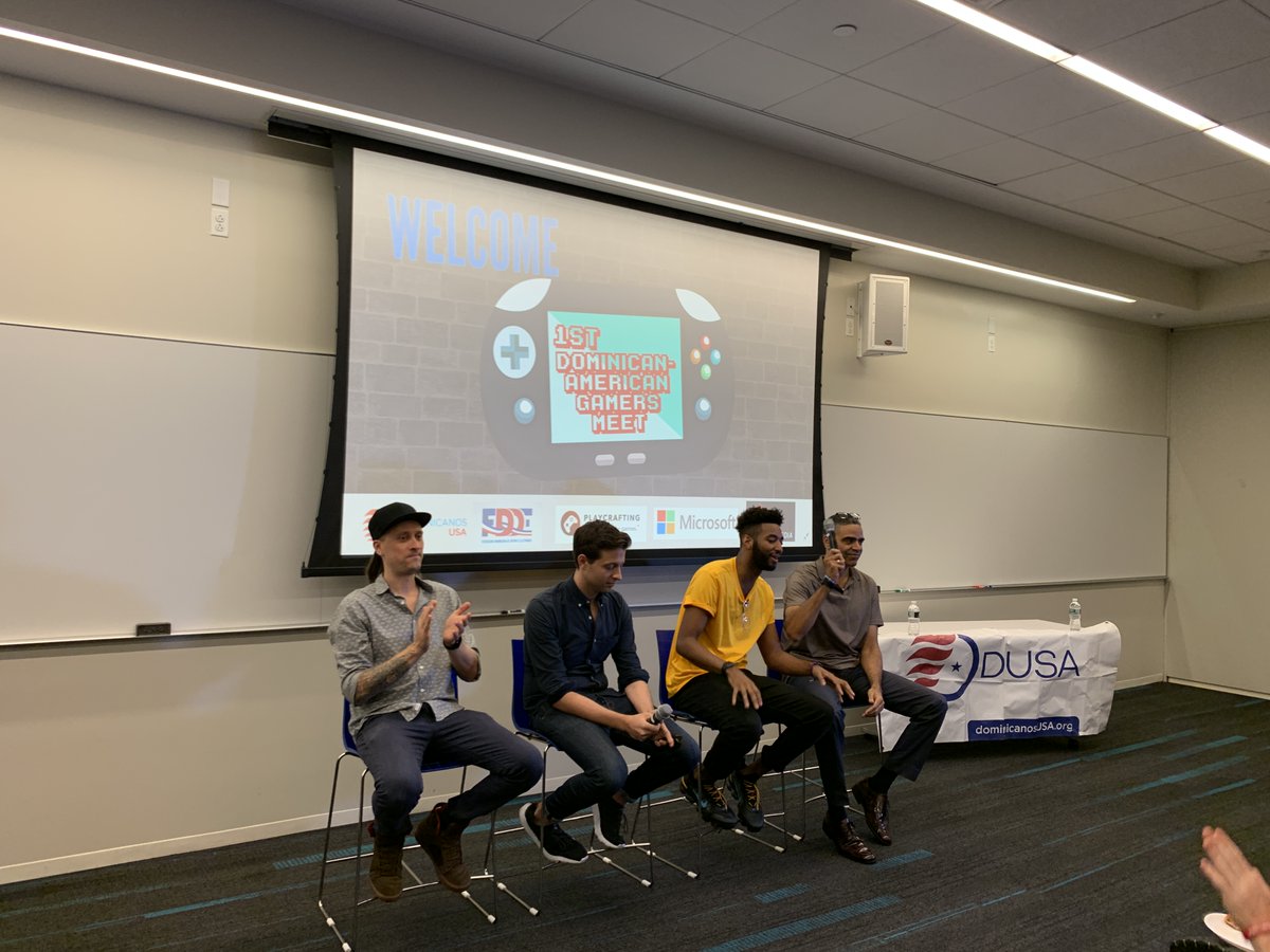 YoSoyDUSA's tweet photo. #ThrowbackThursday to the 1st Dominican-American Gamers Meet Event with @Microsoft, @fdde_do, @Playcrafting, and @JunctureMedia! 

🎮 Sign up for Qleague update by following @QLeagueGG https://t.co/LKpkl1rXXO