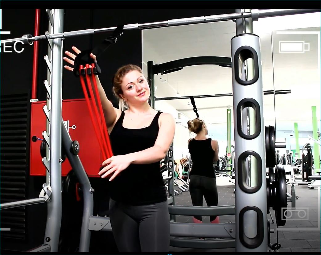 BodyBuddTm's tweet photo. BodyBudd got you covered! BodyBudd chin up assist band is an excellent choice for maximizing results and training like a pro! #girlsthatlift #girlswithmuscle #workout #workhard #fitnessjourney #progress #bodygoals #fitspo #motivation #gymlife #fitspiration #fitness https://t.co/ZI4CwJSAOw