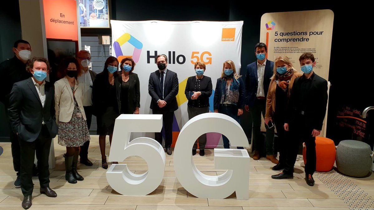 LudovicGuilcher's tweet photo. Nous inaugurons la #5G à Reims. Avec de nouveaux forfaits et mobiles #5G. Les Rémois et Rémoises bénéficient dès aujourd’hui de débits bien plus rapides !! Rdv dans notre boutique @orange ,18 rue de Vesle à Reims @antoine_blanc https://t.co/8ScnLgs5CG