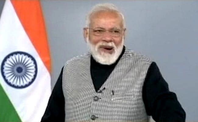 gaur_madhubala's tweet photo. Modi ji - Private bank will create wealth for the nation they are #WealthCreater
Meanwhile
CBI uneartha scam in PMAY registers case against DHFL for creating 2.60 fake Loan a/c and defrauding 14046 cr.
Modi Ji's reaction.
#DHFLScam https://t.co/H2SbjnZuj8