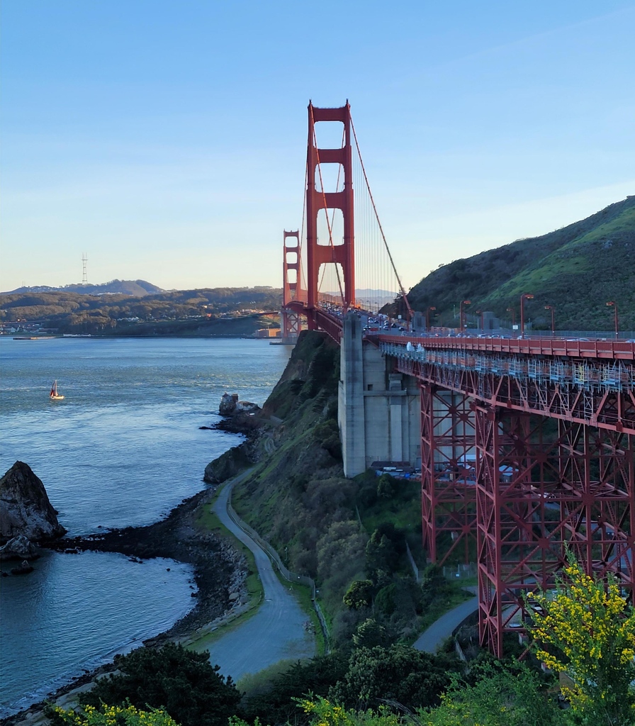 SPStorage's tweet image. Happy Thursday! We wanted to share this beautiful photo of the Golden Gate Bridge taken by Michelle, our manager in Pinole.

#selfstorage #storage #securitypublicstorage #goldengatebridge #bridges #bridge #sf #sfbay #bayarea #bayarealife #goldengate #pinole #sanfran #sanfrancisco