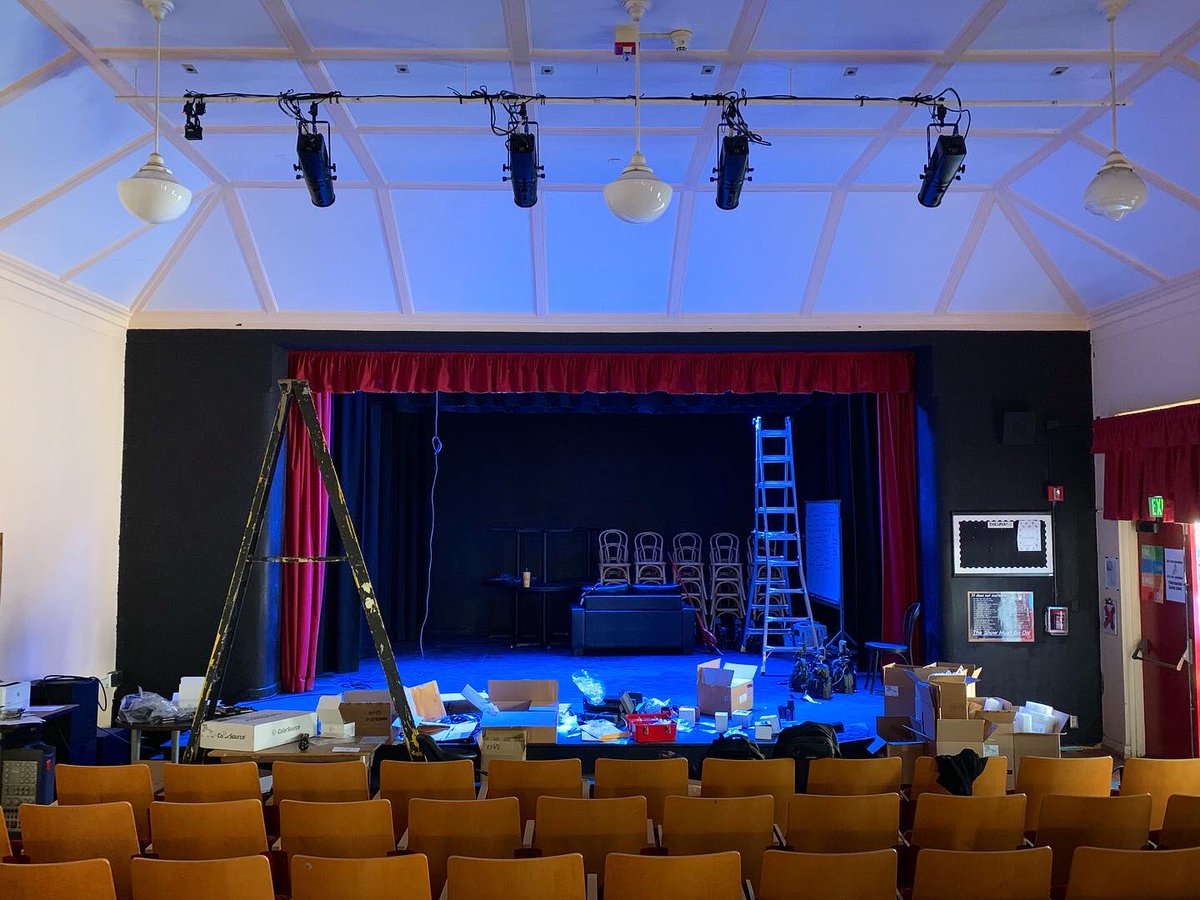 KineticLighting's tweet photo. #installationinprogress Weβve had a busy week on-site at Hollywood HS w/projects in 2 theatres.
.
In small theatre weβre upgrading control to @ETCInc Echo System & swapping incandescent to LED fixtures.
.
In auditorium weβre doing ETC Paradigm programming
.
#lightingsales https://t.co/xyJoHhpIwy