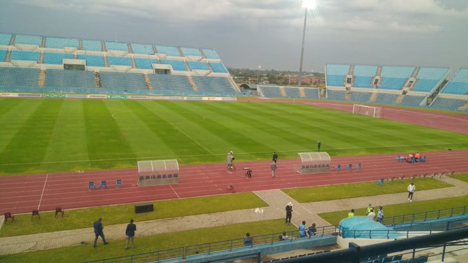 PerfectdesignZW's tweet photo. Its a few minutes to go...
Warriors still in the dressing room but the Zebras are out already...

Go Warriors Go

Dlalani ibhora madoda
Tambai bhora Vakomana

#Afcon2022 
#MarkofaPerfectDesign
#FriendoftheWarriors https://t.co/NSNnQe5wa7