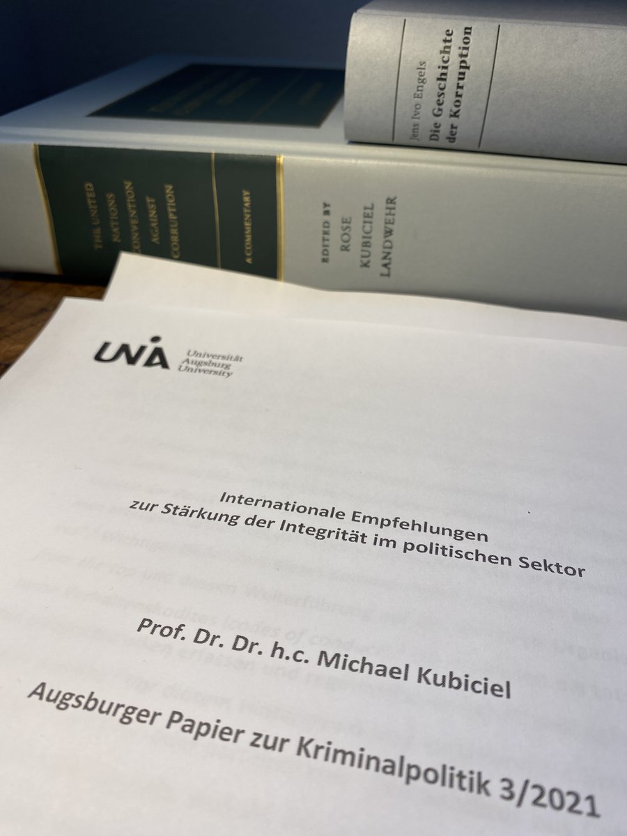 Michael Kubiciel (@m_kubiciel) on Twitter photo Was erfordert Compliance in der Politik?
Was empfehlen die #UN, der #Europarat und die #EU Deutschland zur Stärkung der #Integrität in der Politik?
Dazu ein Papier 👇 assets.uni-augsburg.de/media/filer_pu… <a href="/uni__augsburg/">Universität Augsburg</a> Was erfordert Compliance in der Politik?
Was empfehlen die #UN, der #Europarat und die #EU Deutschland zur Stärkung der #Integrität in der Politik?
Dazu ein Papier 👇 assets.uni-augsburg.de/media/filer_pu… <a href="/uni__augsburg/">Universität Augsburg</a>