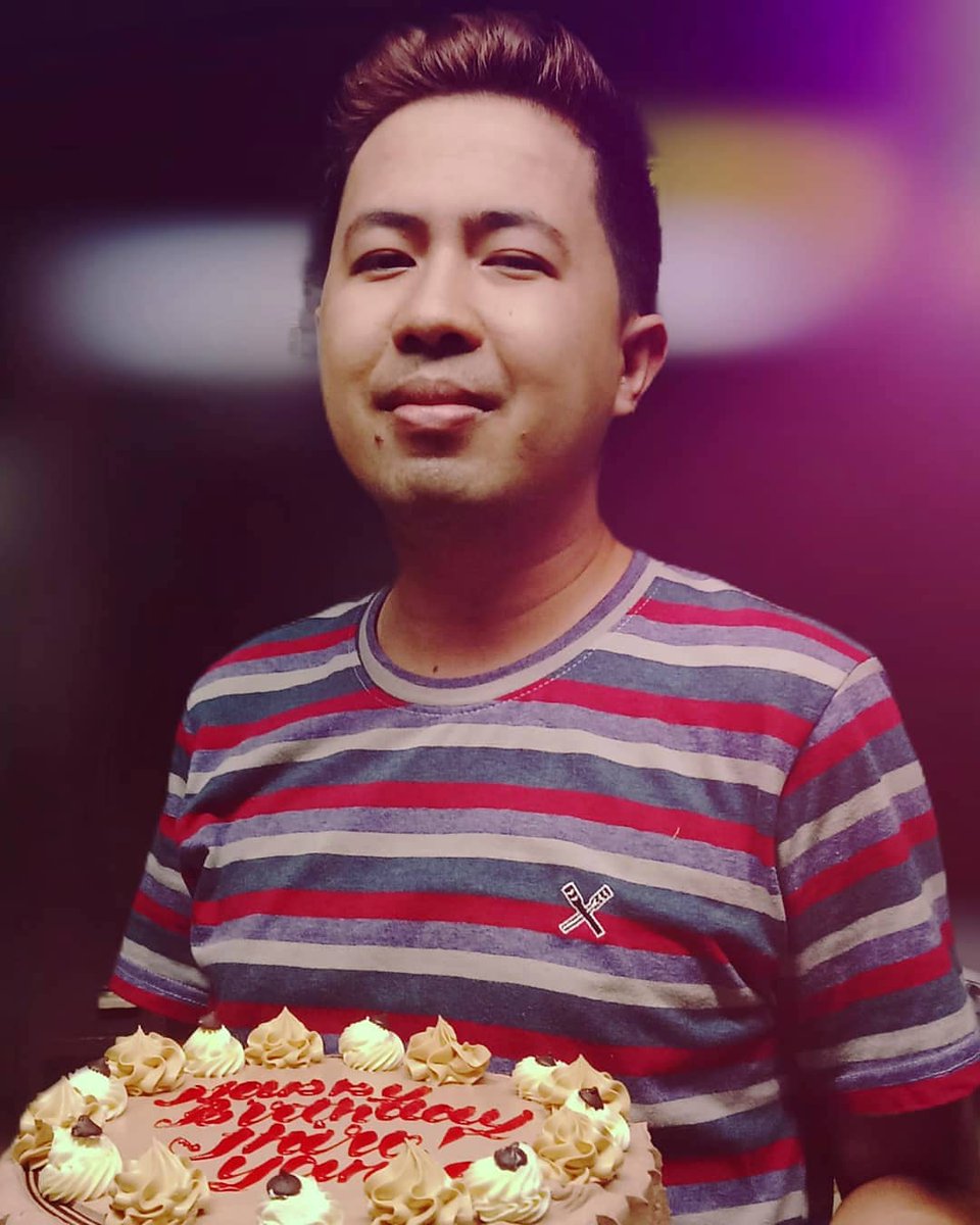 teacherjhiro1's tweet photo. #HappyBirthdayToMe 🧡

Thank you very much for all the birthday love 🧡 Your beautiful words made me special 🎈🎉🎂 Stay safe everyone and May we enjoy the rest of the evening 🧡🧡
.
Love: Teacher Jhiro
#tygftb #thankfulforanotheryear #thehustlecontinues https://t.co/jkmqiPxbER