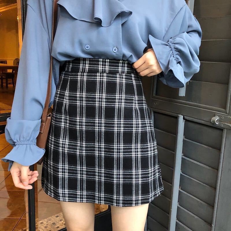 racunbyrahma's tweet photo. Rok tartan / skirt slim 
*note : sizer M-L, bahan polyster 

Link shopee : https://t.co/kQaeC62OqU

#shopeehaul #rekomendasiskirt #skirtmini #rokmini https://t.co/zgiMsjiXLJ