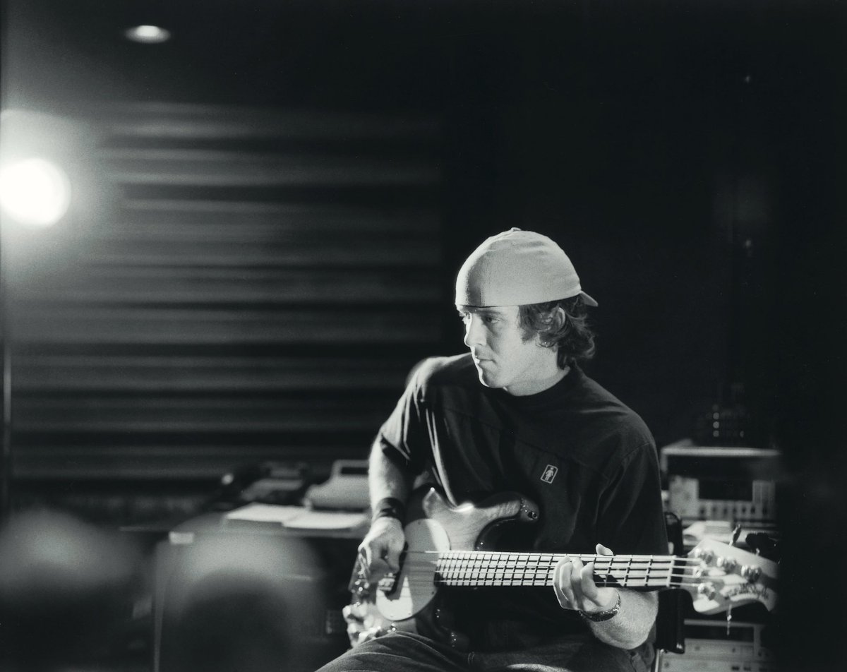 18 years ago, we released our second studio album #Meteora. Here are some of our favorite photos from the recording process.

📸: James Minchin III