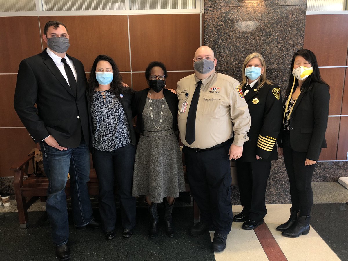 Last week, I laid out HB582 in the Higher Education committee, which would help provide our paramedics with the emergency preparedness and management courses they need. Today, it was voted out! Thank you to Chair <a href="/JimMurphy133/">Jim Murphy</a> and VC <a href="/PachecoForTexas/">Leo Pacheco</a> for your support. #txlege