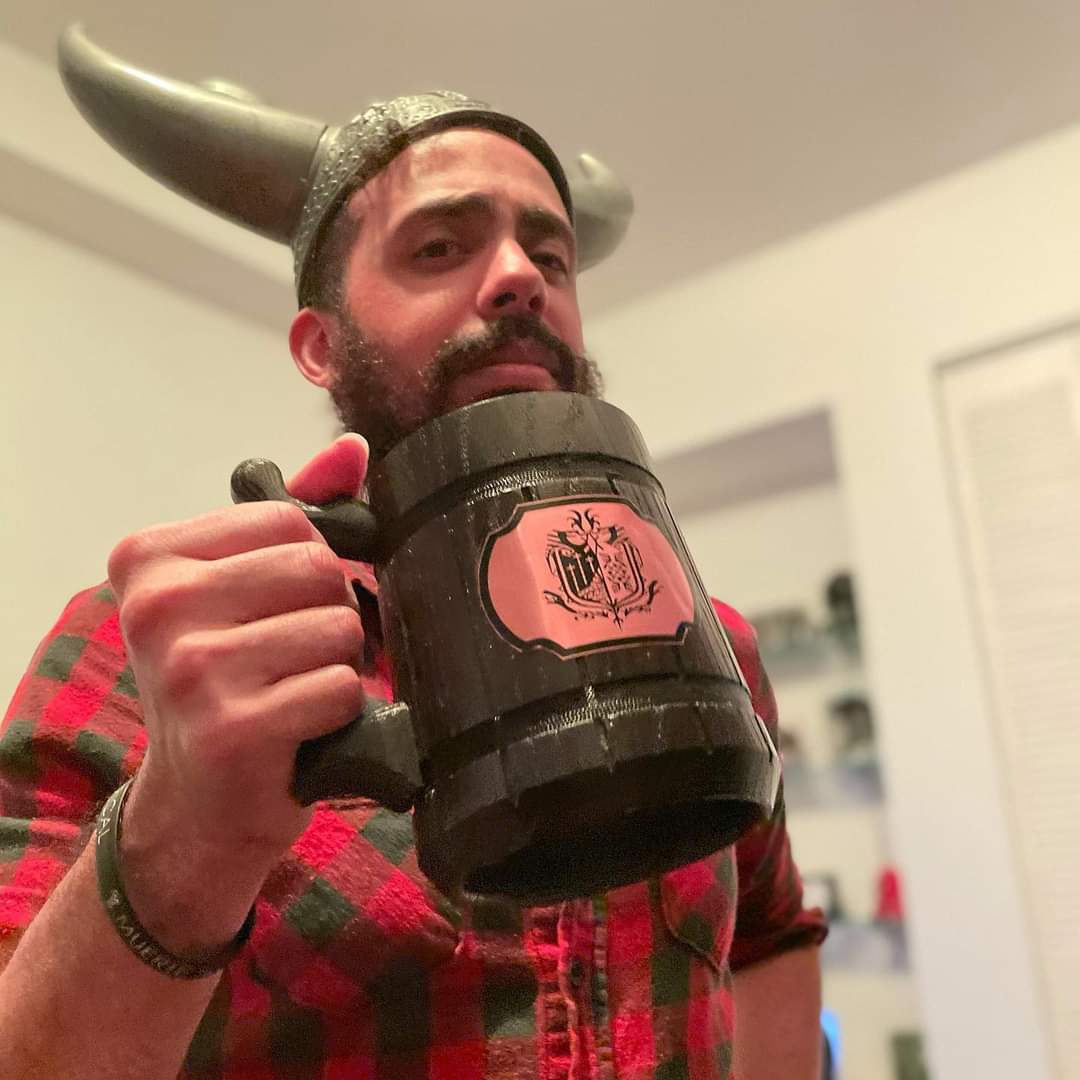 DaniPhantomPR's tweet photo. Ohh, another filthy-drunk Thursday of #BeerGaming is upon us; let the favor (or stars ⭐️) be shown to the wicked, ONE MORE time!!! #Cheers 🍻👾🔥

👉🏼👉🏼https://t.co/P9pYUMUMum 🎯🎮🚨

#Twitch #PS5 #PC #Gaming #PuertoRico  #FollowMe #LiveStream #TwitchStreamers #BEER #ROGPhone3 https://t.co/zDDDxl0YDa