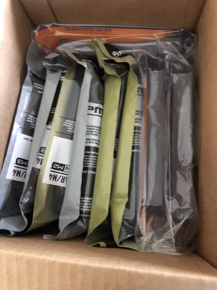billionare81's tweet photo. Mail call. #gotmags https://t.co/YFeyf6O4wO