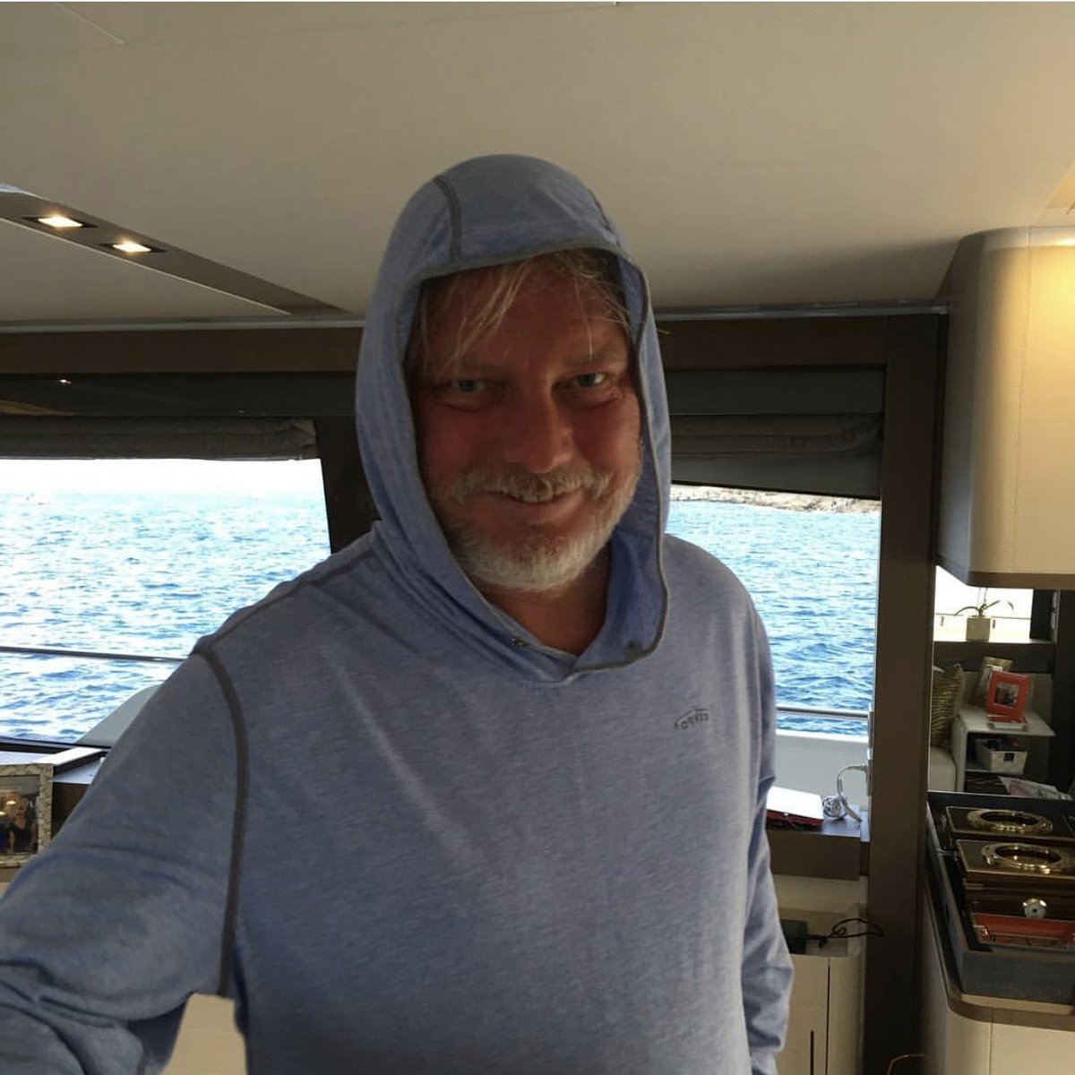 Thomas_3243's tweet photo. I will never tire of educating people how to make money 💰 in binary option trade in a way that actually works. Since you enter 2021.... What have you gain don't let your yesterday  better than your today.... Dm me today to get started and you be financial free tomorrow https://t.co/c2CQ9fTT1V
