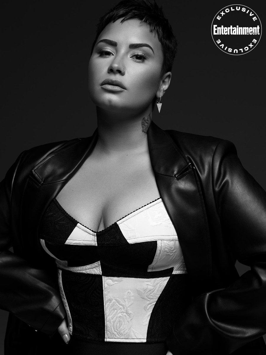 portallovato's tweet photo. 📸 Demi Lovato fotografada por Lauren Dukoff para a revista Entertainment Weekly #1 https://t.co/Yvj7QHtAox