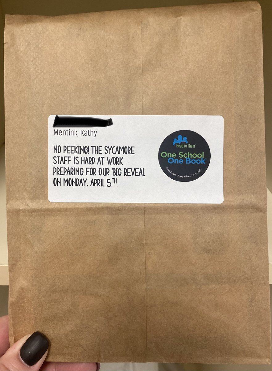 MrsCordinaCMS's tweet photo. Students are receiving their family book this week for ST’s annual One School, One Book. Cannot wait until the big reveal on April 5th! #edu7325 #oneschoolonebook #ThankYouPTS https://t.co/GKQqkAi1DI