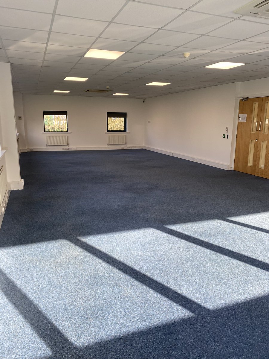 HubWashington's tweet photo. 📣📣 Available Now 📣📣

Unit 8 is now available and ideal for businesses with 8+ people. Over 900 sq. ft. of space on the first floor, excellent location and free car parking on site. Call us on 0191 516 6233 to arrange a viewing #NorthEast #Business #Office https://t.co/btdCbv1OYJ