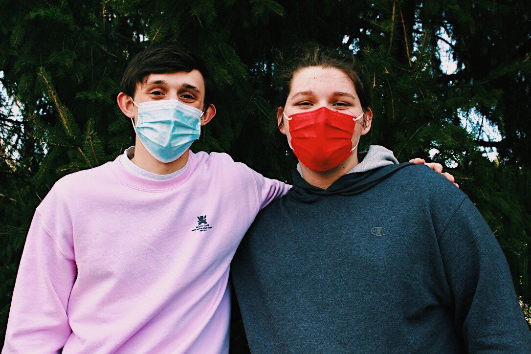 stviatortheatre's tweet photo. MEET THE CAST: first up are our Bakers, Jack Lynch (senior, Magic Cast ✨) and G LaFleur (sophomore, Midnight Cast 🌙).  The Baker is always worried &amp; nervous for what is to come, but still often finds himself leading the rest of our adventurers. Performances April 17th &amp; 18th 🌳 https://t.co/uT0zhQrGWp