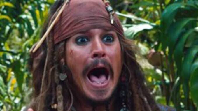 chocomilkdecoco's tweet photo. #JusticeForJohnnyDepp 

Yo enterándome que Johnny Depp perdió un juicio y lo pueden meter a la cárcel injustamente: https://t.co/jbKw56imo3