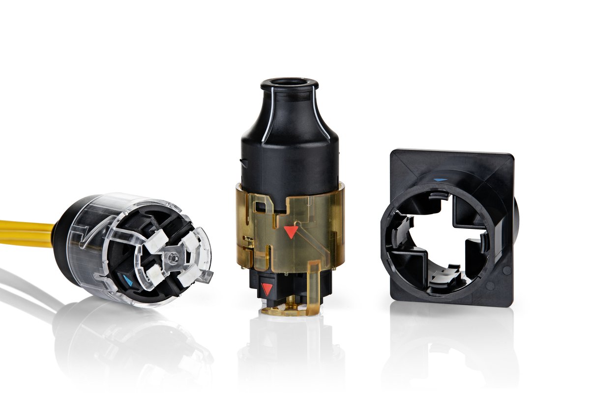 SwickDesign's tweet image. The SWK Connector receives another top score: a perfect 5.0 in the 2021 Lightwave Innovation Reviews! ow.ly/gxyq50E8wQJ ow.ly/xevL50E8wQG #DataCenter #FiberOptics #Tech #Innovation @lightwaveonline @StephenH_editor