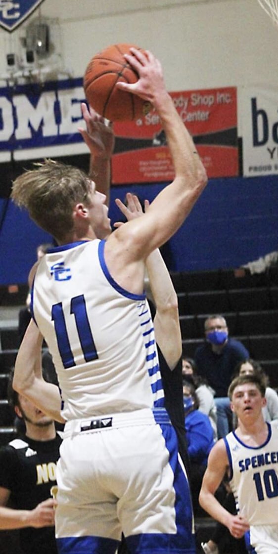 coach_marksbury's tweet photo. Congratulations to @LucasHornback the 2021 winner of the 8th Region Basketball Officials Cornbread Memorial Scholarship.  @JasonBurns13 https://t.co/YCfooZb8up