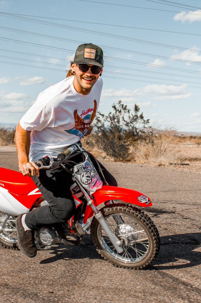 GenoLonati's tweet image. Pure enjoyment on these bikes.