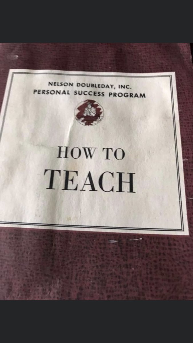 SMJohnson356's tweet photo. Prepping for hybrid/distance teaching.... hopefully, this book will give me all the answers!🤦🏼‍♀️🤣🤦🏼‍♀️ https://t.co/WzO6xcL1sP