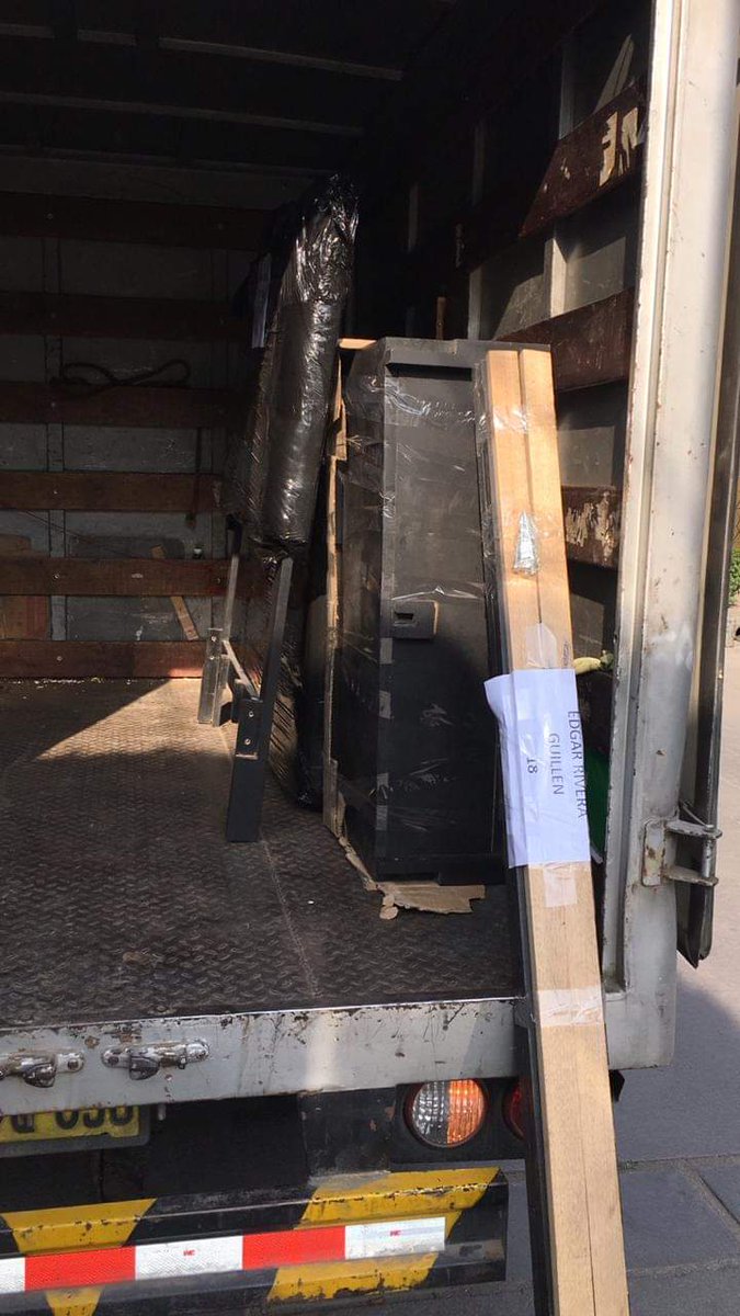 sen_express's tweet photo. El Día De Hoy Hemos Realizamos El Servicio De #mudanza y #embalaje En El Distrito De #santiagodesurco Para Ser Enviado Por Una Agencia De Transporte 🚚📦📦
Más Información📲https://t.co/JmSLR38nA9
#century21lima #sanborja #surco #masterhouse #remaxlima #lima #peru #surquillo https://t.co/cESVKVOL2J