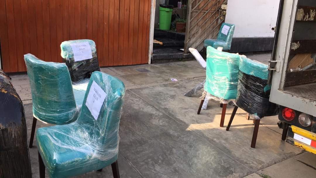 sen_express's tweet photo. El Día De Hoy Hemos Realizamos El Servicio De #mudanza y #embalaje En El Distrito De #santiagodesurco Para Ser Enviado Por Una Agencia De Transporte 🚚📦📦
Más Información📲https://t.co/JmSLR38nA9
#century21lima #sanborja #surco #masterhouse #remaxlima #lima #peru #surquillo https://t.co/cESVKVOL2J